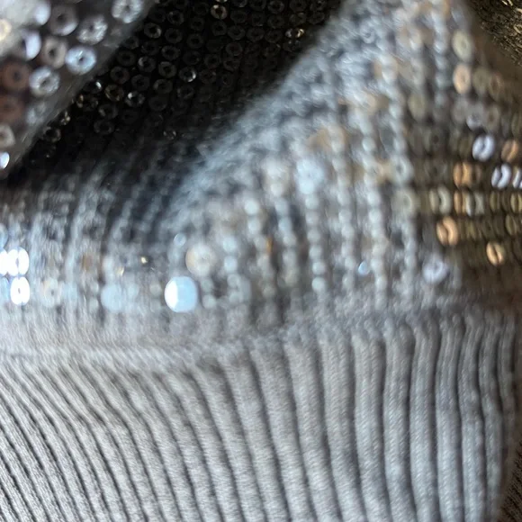 Alice + Olivia Sequin Open-Back Sleeveless Top – Size Small - Picture 10 of 11